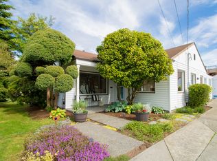 3907 SW Holden St, Seattle, WA 98136