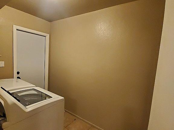 4th image of 3936 W Evans Dr