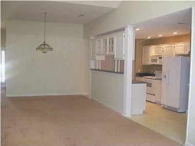 4th image of 6713 Willow Trace Dr
