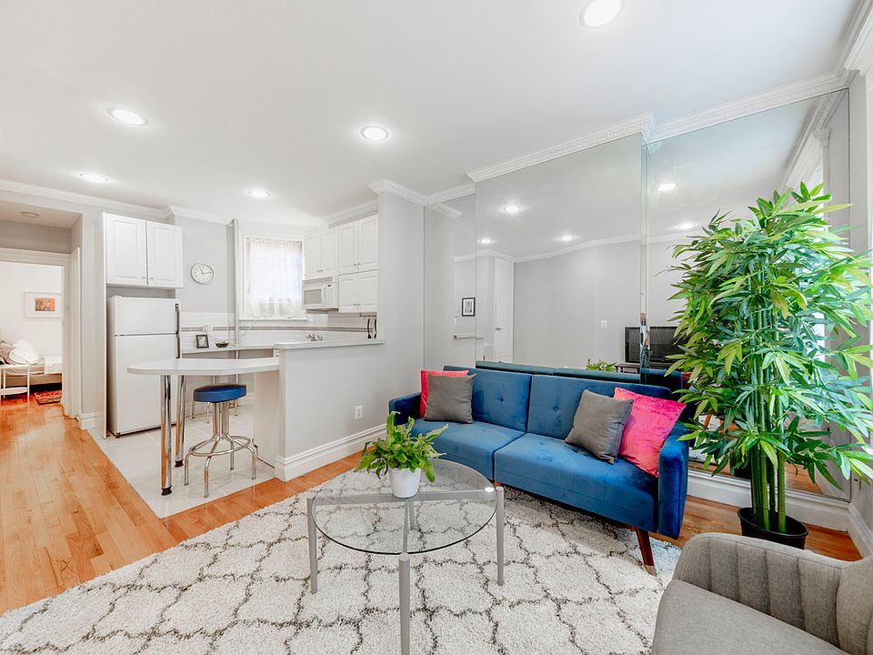 1st image of 349 W 44th St APT 4RW