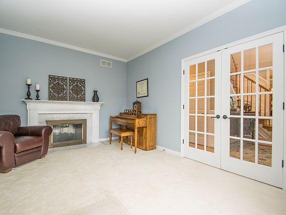 4th image of 1107 Seaford Ct