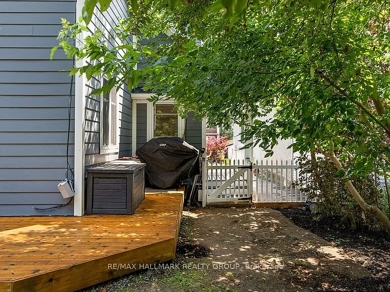 23 Newton St — Photo 48
