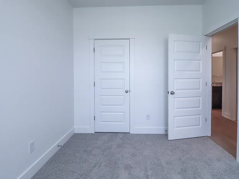 618 Campus St #1 — Photo 29
