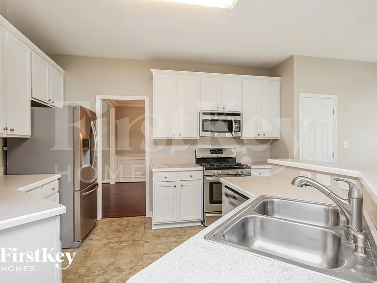 2658 Chandler Grove Ct — Photo 5