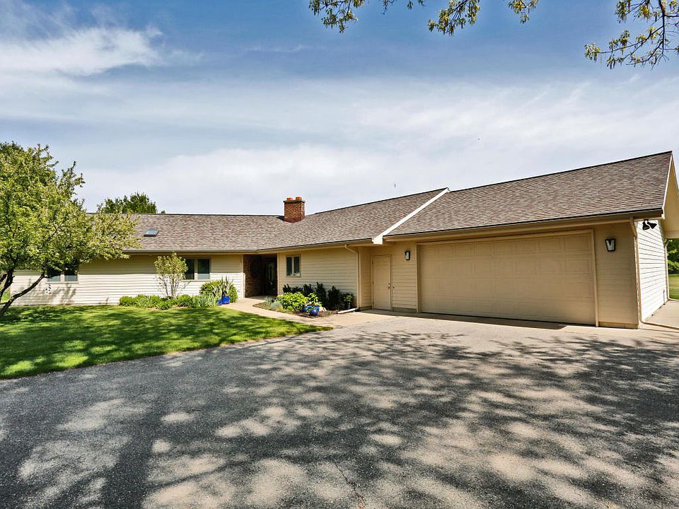 1st image of 7575 Winsfield Dr SE