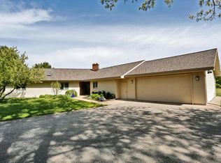 7575 Winsfield Dr SE, Grand Rapids, MI 49546