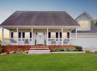 213 Honeysuckle Ln, Winchester, KY 40391