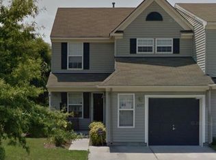 6317 Scottsfield Dr, Suffolk, VA 23435