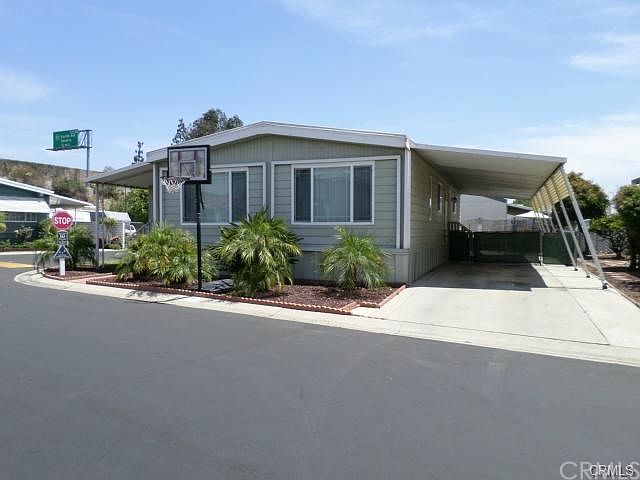 1st image of 12400 Cypress Ave Space 97