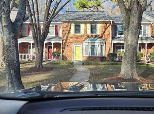 34 Corwin Cir, Hampton, VA 23666