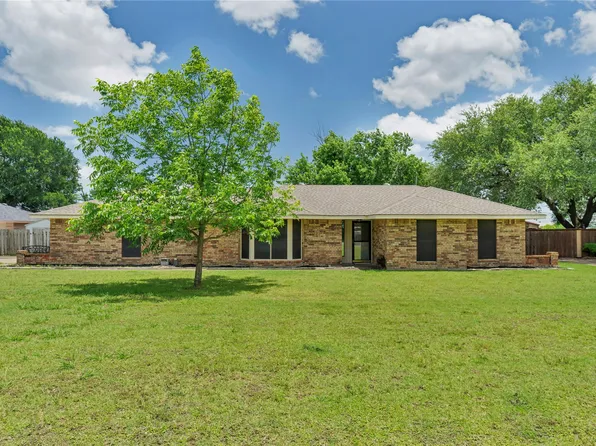 108 Prairie Creek Rd, Red Oak, TX 75154
