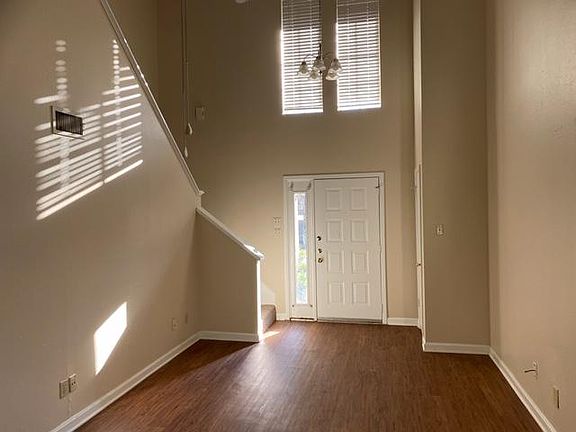 2nd image of 1 Stonecreek Dr