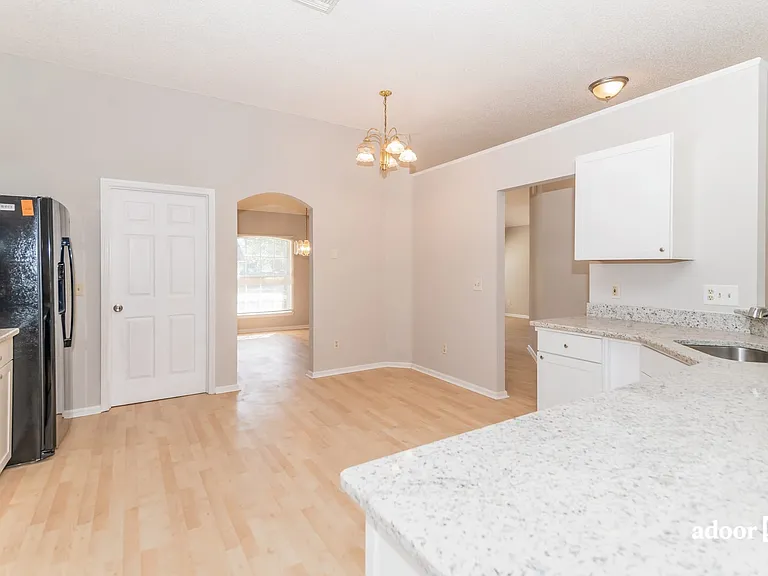 4005 Moresburg Ct — Photo 3