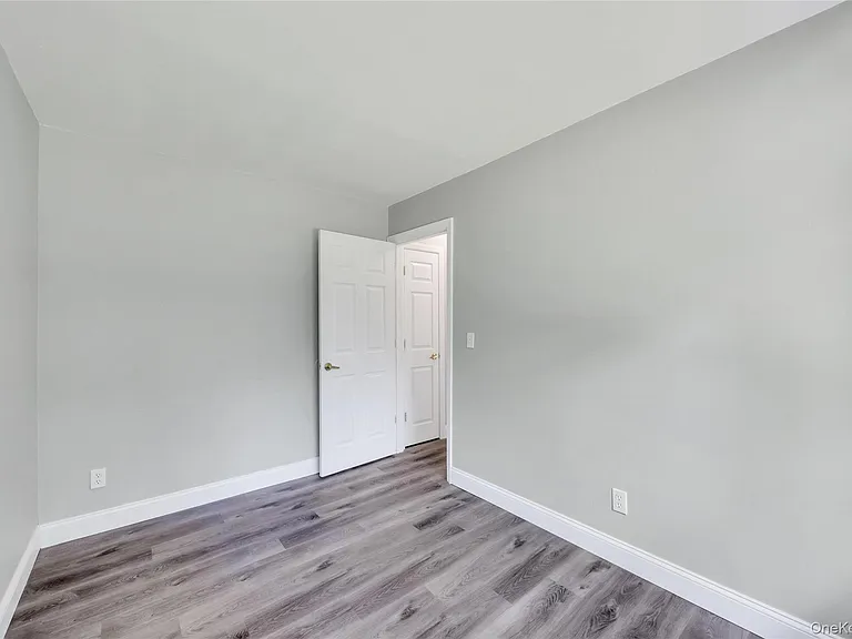 31 Richmond Blvd #1B — Photo 19