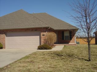 3904 N 15th St, Ozark, MO 65721