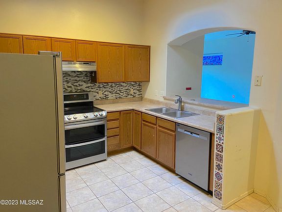 5th image of 616 E Painted Pueblo Dr