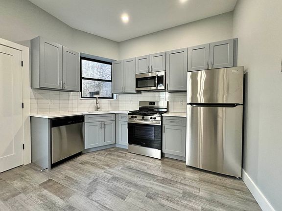 2nd image of 785 9th Ave APT 5B