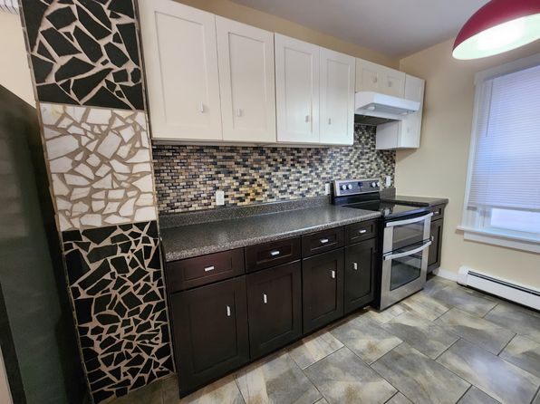 371 Norton St #11