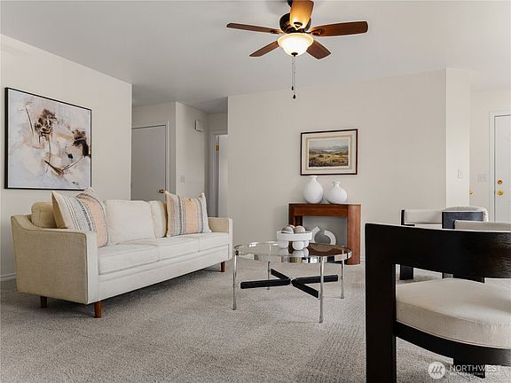 5th image of 13001 171st Street E