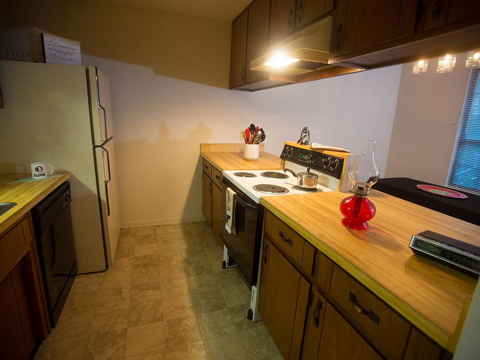kitchen that opens to dining area