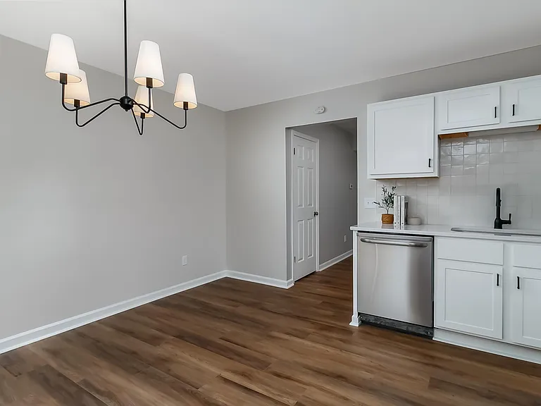 9126 Eager Rd — Photo 13