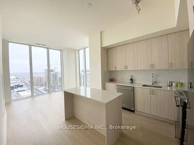 Charisma Condo West Tower — Photo 3