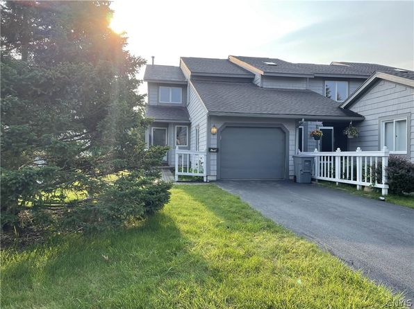 394 Summerhaven Dr N UNIT 394, East Syracuse, NY 13057