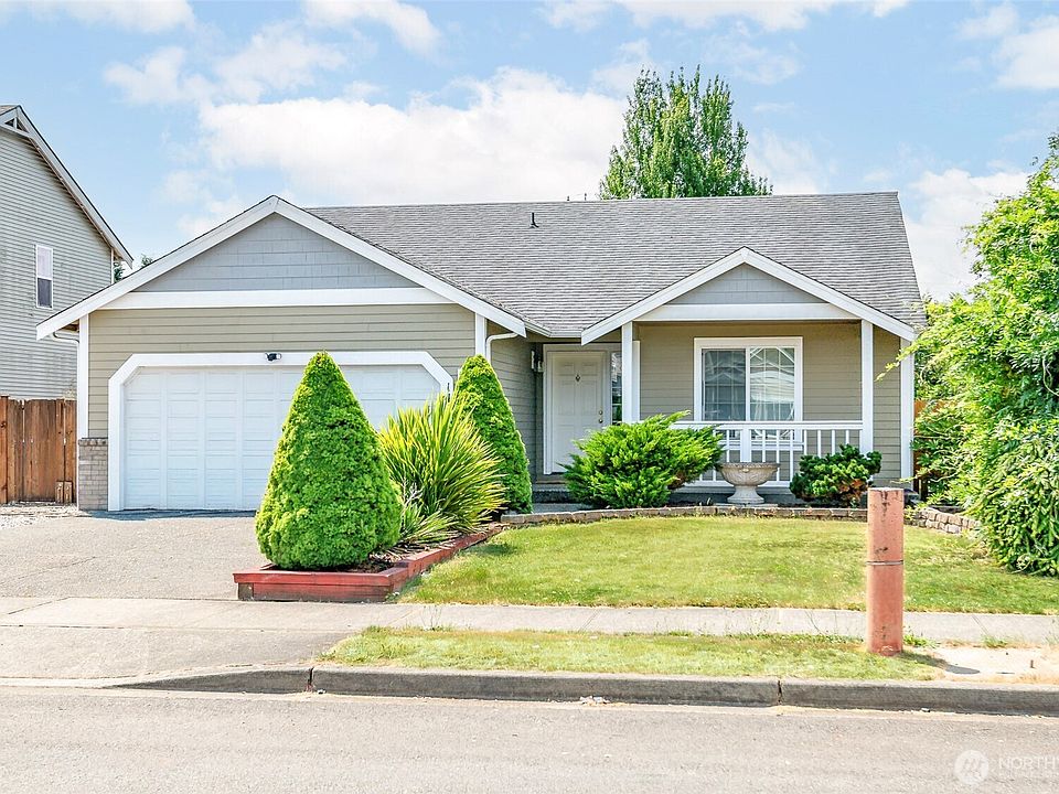 1st image of 1405 NE Riddell Avenue