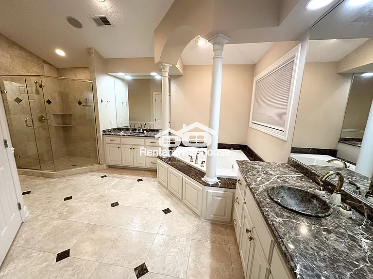 2470 Arnold Palmer Dr — Photo 7