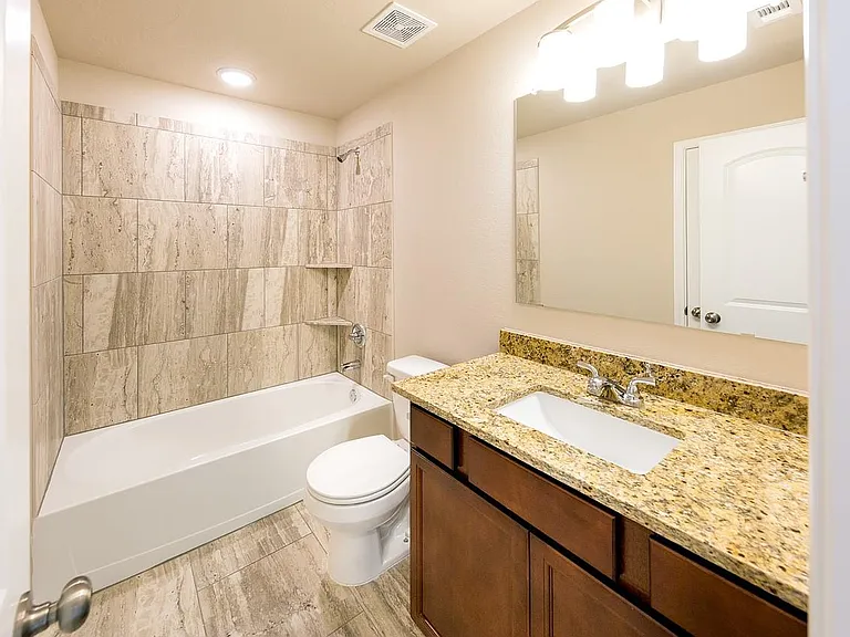 3317 Rolling View Ct — Photo 13