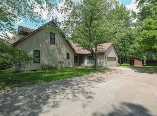 19675 Sagamore Rd, Walton Hills, OH 44146