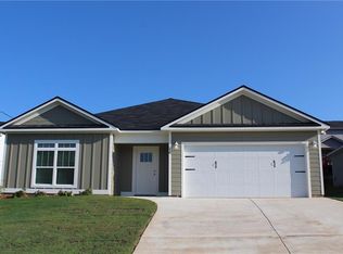 18 Lemon Way, Phenix City, AL 36869