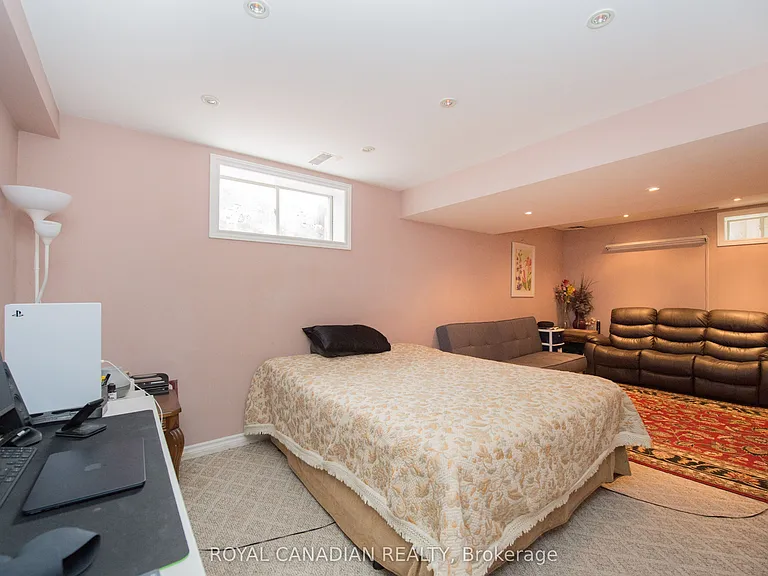 78 Peachwood Cres #13 — Photo 36