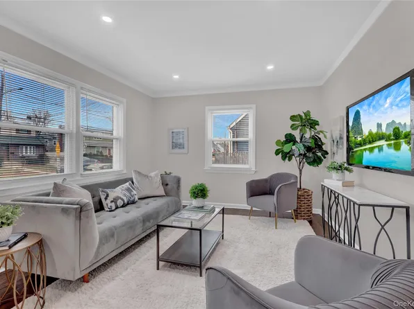 781 Union Drive, Uniondale, NY 11553