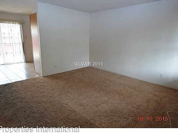 3rd image of 109 E Van Wagenen St
