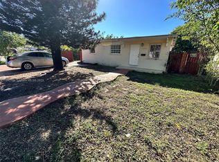 15700 NE 14th Ct, North Miami Beach, FL 33162