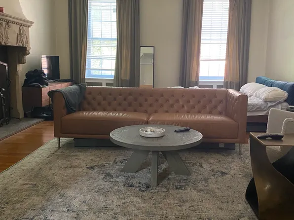 1932 Spruce St APT 2F, Philadelphia, PA 19103