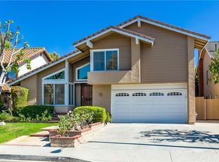 12 Ensueno W, Irvine, CA 92620
