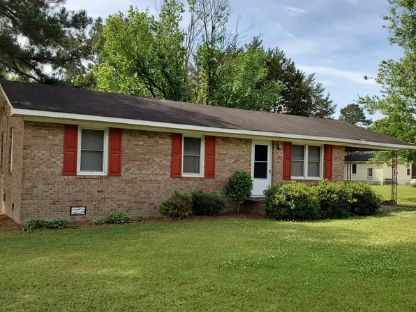 135 E Circle Drive, Hamilton, NC 27840