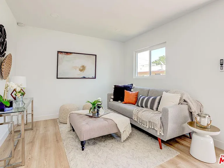 5415 3rd Ave #B — Photo 2