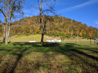 210 Troop Dr, Duffield, VA 24244