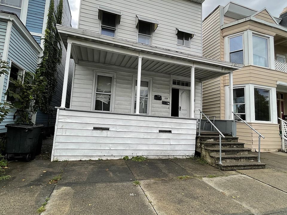 1st image of 137 5th Ave #2