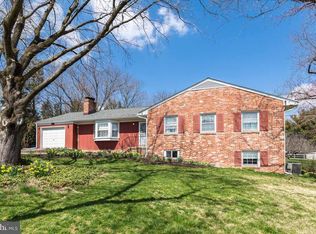 17608 Parkridge Dr, Gaithersburg, MD 20878
