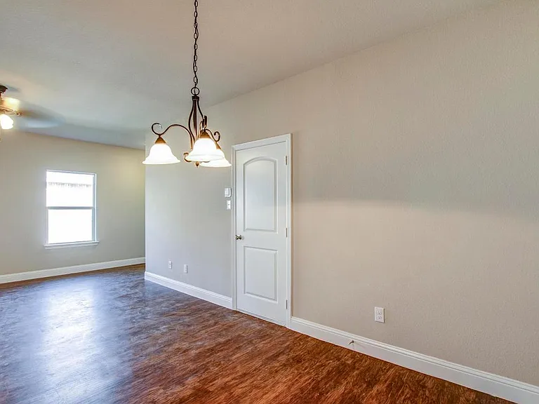 424 Canvas Ct — Photo 11