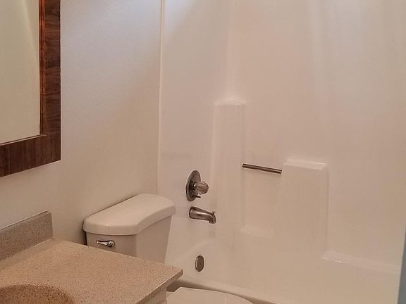 4th image of 1704 W 146th St #2