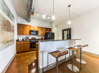 150 Sabine St #117, Houston, TX 77007