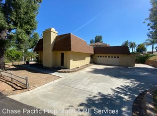 15918 Shalom Rd, Ramona, CA 92065