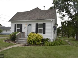 1208 S 2nd Ave, Marshalltown, IA 50158