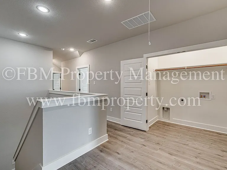 912 Cooksey Ct #B — Photo 18
