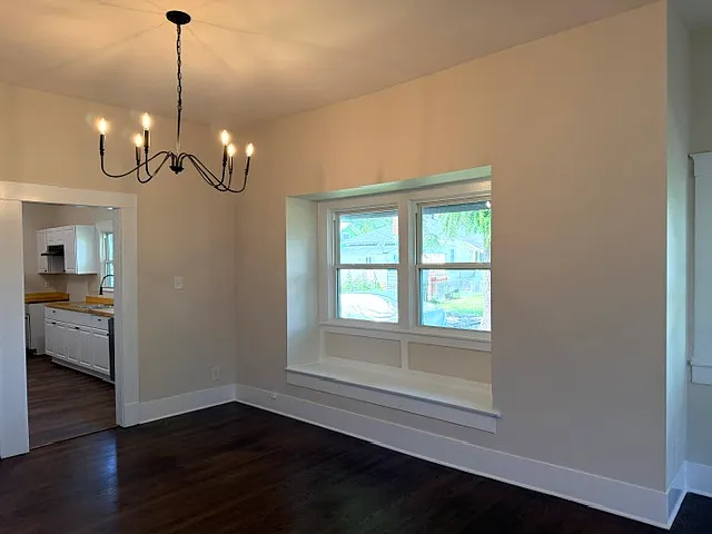 712 McMillon Ave SW — Photo 8